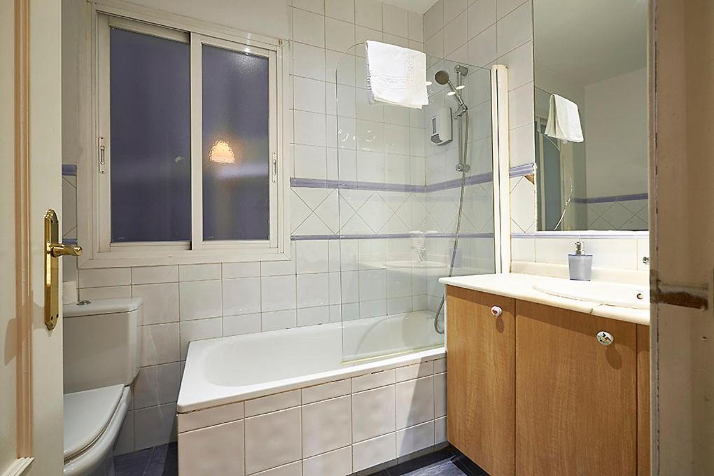 Santo Domingo Rooms Madrid Luaran gambar